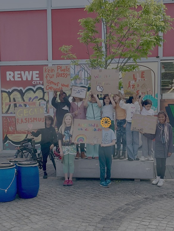 Gruppenbild der teilnehmenden Kinder